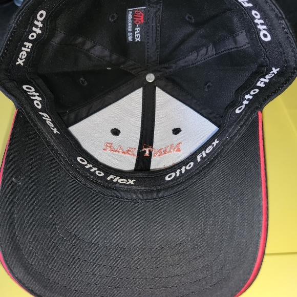 Hat - Picture 5 of 6